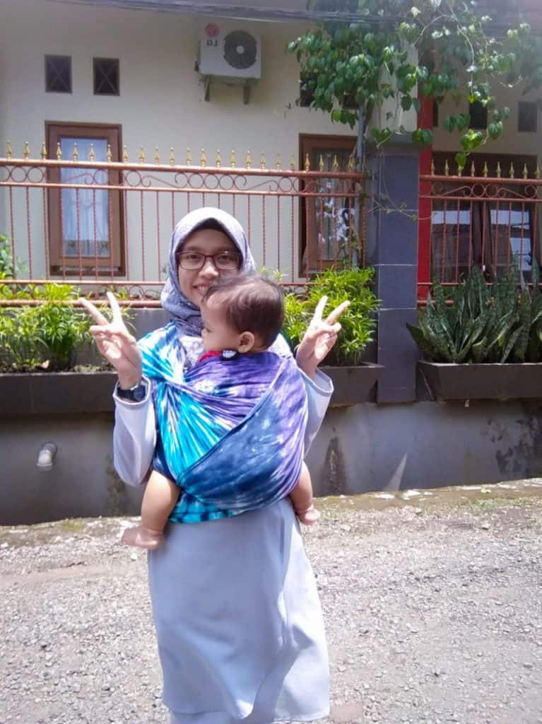 Indonesian Doula & Childbirth Educator Zahra